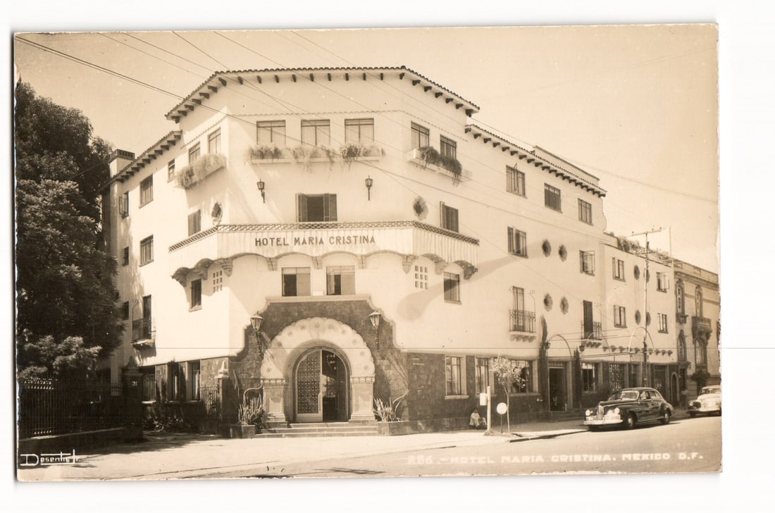 RPPC Postcard: Hotel Maria Cristina, Mexico D.F., Building Exterior & Vintage Car, c. 1940s Desentis (1 of 2)
