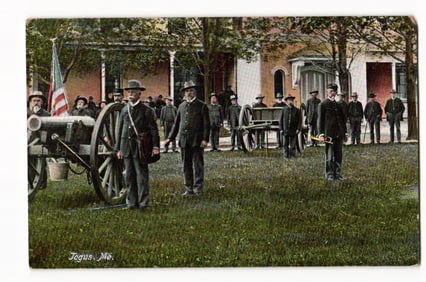 Togus, ME Undivided Back Postcard, G.A.R. Veterans with Cannon, National Soldiers' Home c.1905