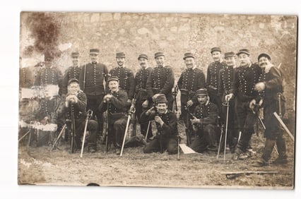 Pre-WWI RPPC Group Portrait of French Soldiers with Sabers & Rifles, Compiègne, France, 1911