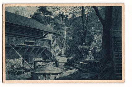 Postcard showing the inner courtyard of the Ruine Bolzenschloss near Jannowitz, Riesengebirge, 1930s
