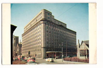 Chrome postcard of the Hotel Webster Hall on Fifth Avenue in the Schenley Farms District of