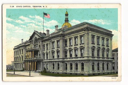 Postcard showing an exterior view of the State Capitol building in Trenton, New Jersey circa 1910s