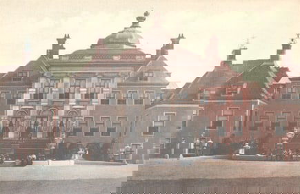 Postcard showing the Huis ten Bosch Palace, a royal residence in The Hague, Netherlands, c. 1910.