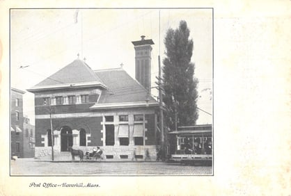 Postcard showing the Post Office in Haverhill, Massachusetts with a trolley and horse-drawn