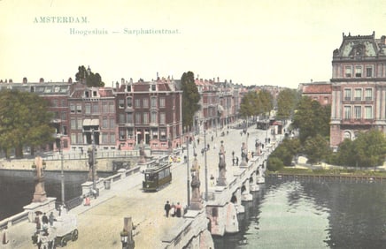 Postcard showing the Hoogesluis bridge on Sarphatiestraat, Amsterdam, Netherlands, circa 1910s.