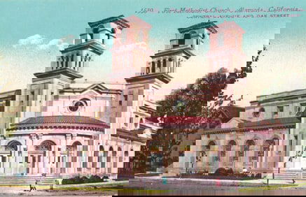 Postcard of the First Methodist Church at Central Avenue and Oak Street in Alameda, California c.