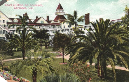 Postcard showing the lush gardens and courtyard of the famous Hotel del Coronado in Coronado,