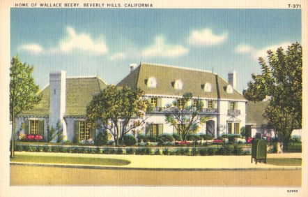 Linen Postcard showing the magnificent home of actor Wallace Beery in Beverly Hills, California.