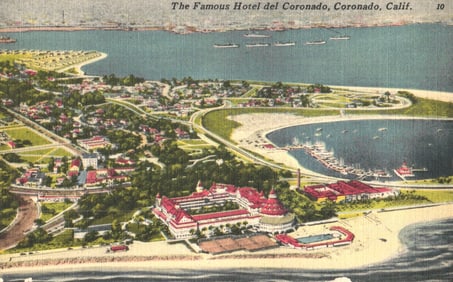 Postcard aerial view of the famous Hotel del Coronado on the beach in Coronado, California, c. 1940s