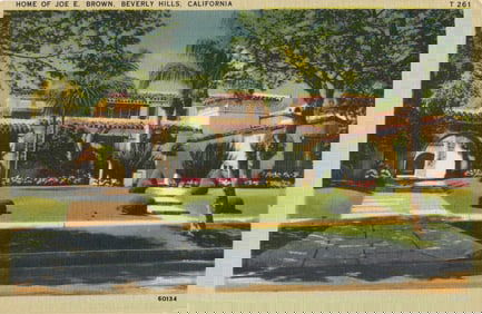 Linen postcard showing the Spanish-style home of comedian Joe E. Brown, Beverly Hills, California