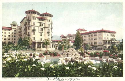 Detroit Publishing Phostint postcard of Hotel Green's gardens and fountain, Pasadena, California.