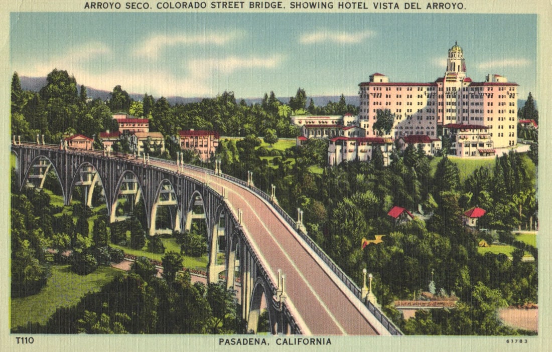 Linen postcard of the Colorado Street Bridge and Hotel Vista Del Arroyo, Pasadena, California c. (1 of 2)