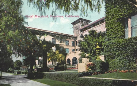Postcard view of the lush gardens and ivy-covered Hotel Maryland in Pasadena, California circa 1916