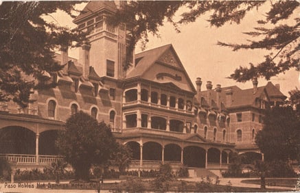 Postcard showing the grand Paso Robles Hot Springs Hotel in Paso Robles, California c. 1910s.