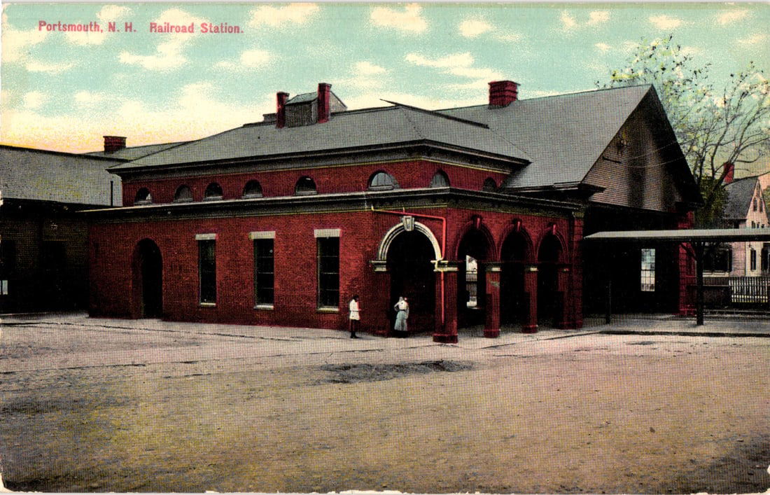 Postcard showing the Portsmouth, New Hampshire Railroad Station building with figures outside, c.: Please view photos for further description and condition considerations. Please know the scans may be darker or lighter than the actual item's true appearance. ACME Auctions offers FREE DOMESTIC SHIPP