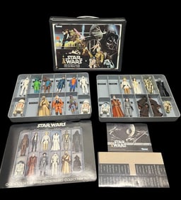 Vintage 1977 Kenner Star Wars Mini-Action Figure Collector's Case with 24 Original Figures