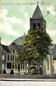 Postcard showing the First Reformed Church on South Broadway in Yonkers, New York, early 1910s.