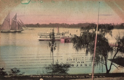 Postcard showing the Steamboat Commodore at the Point View Dock in College Point, New York, c. 1907.