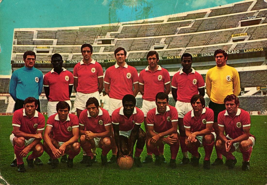 Postcard of the S.L. Benfica football club team photo in a stadium in Lisbon, Portugal c. 1972: Please view photos for further description and condition considerations. Please know the scans may be darker or lighter than the actual item's true appearance. ACME Auctions offers FREE DOMESTIC SHIPP