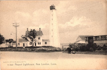 c. 1905 Rotograph postcard showing Pequot Lighthouse & keeper's dwelling, New London, Connecticut.