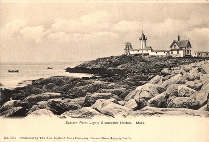 Postcard view of the Eastern Point Light and keeper's house on the rocky coast, Gloucester, Mass.