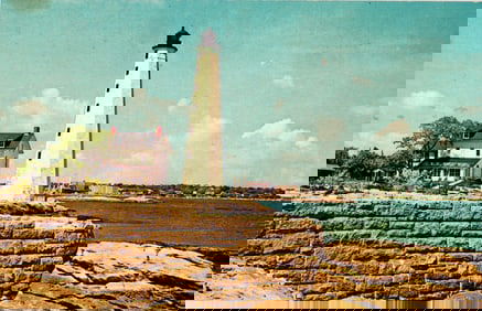 Chrome postcard of the Lighthouse at the Mouth of the Thames River in New London, Connecticut c1950s