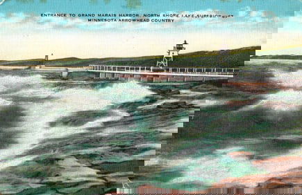 Postcard of the lighthouse at the Entrance to Grand Marais Harbor, North Shore Lake Superior,