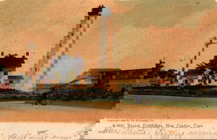 Postcard showing the Pequot Lighthouse and keeper's house in New London, Connecticut, circa 1905.