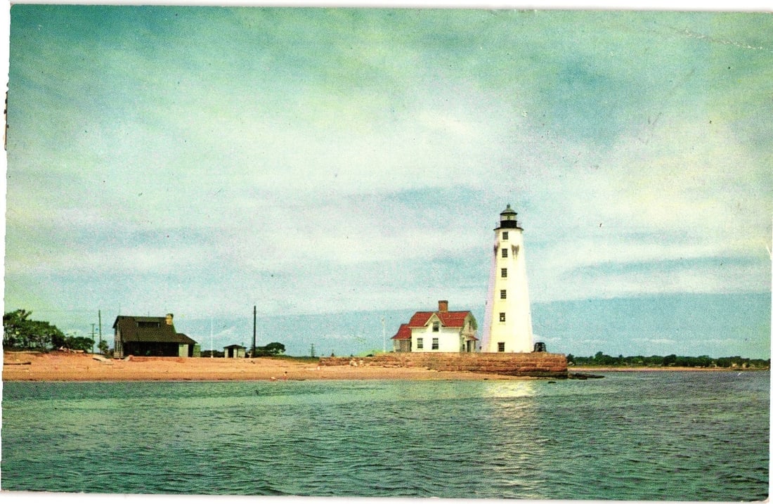 Saybrook Point Lighthouse, Connecticut, Beacon for Pleasure Craft, Postcard, Mid-20th Century (1 of 2)