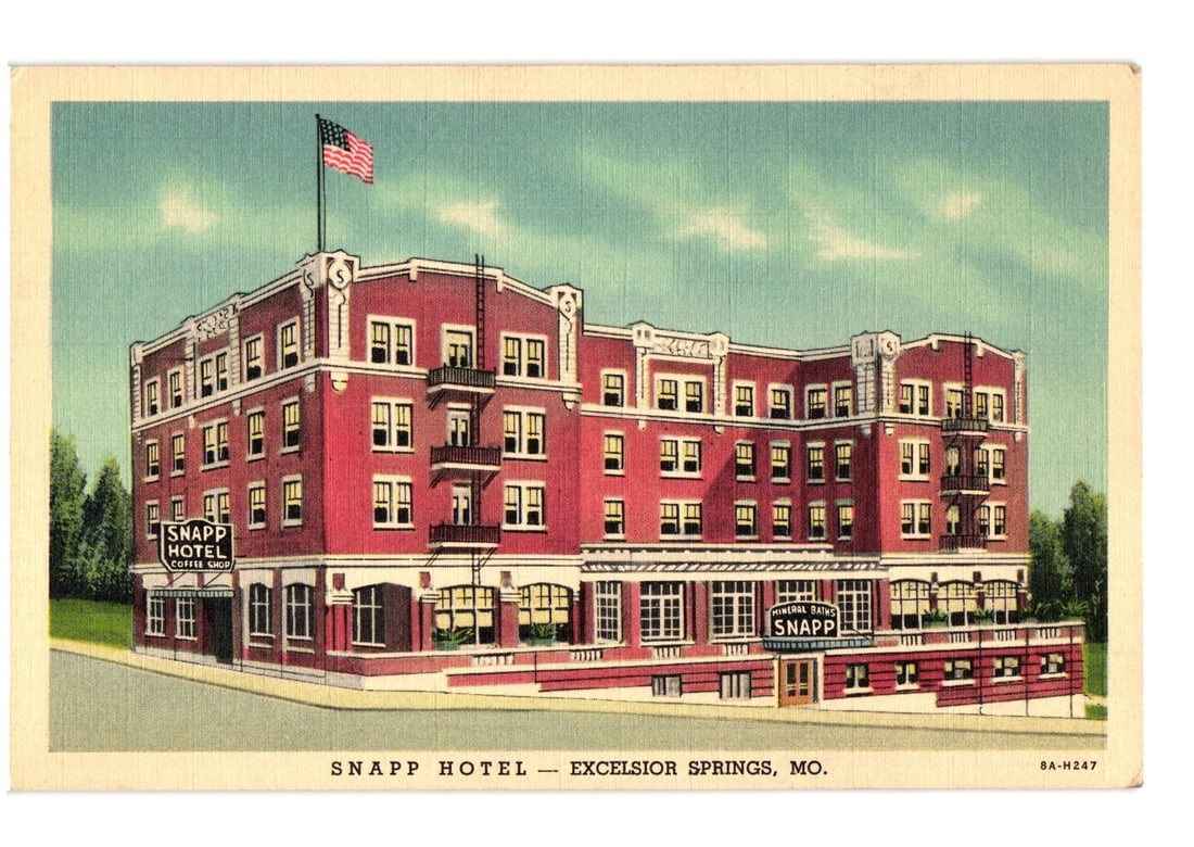 Snapp Hotel and Mineral Baths, Excelsior Springs, Missouri, architectural view postcard. (1 of 2)