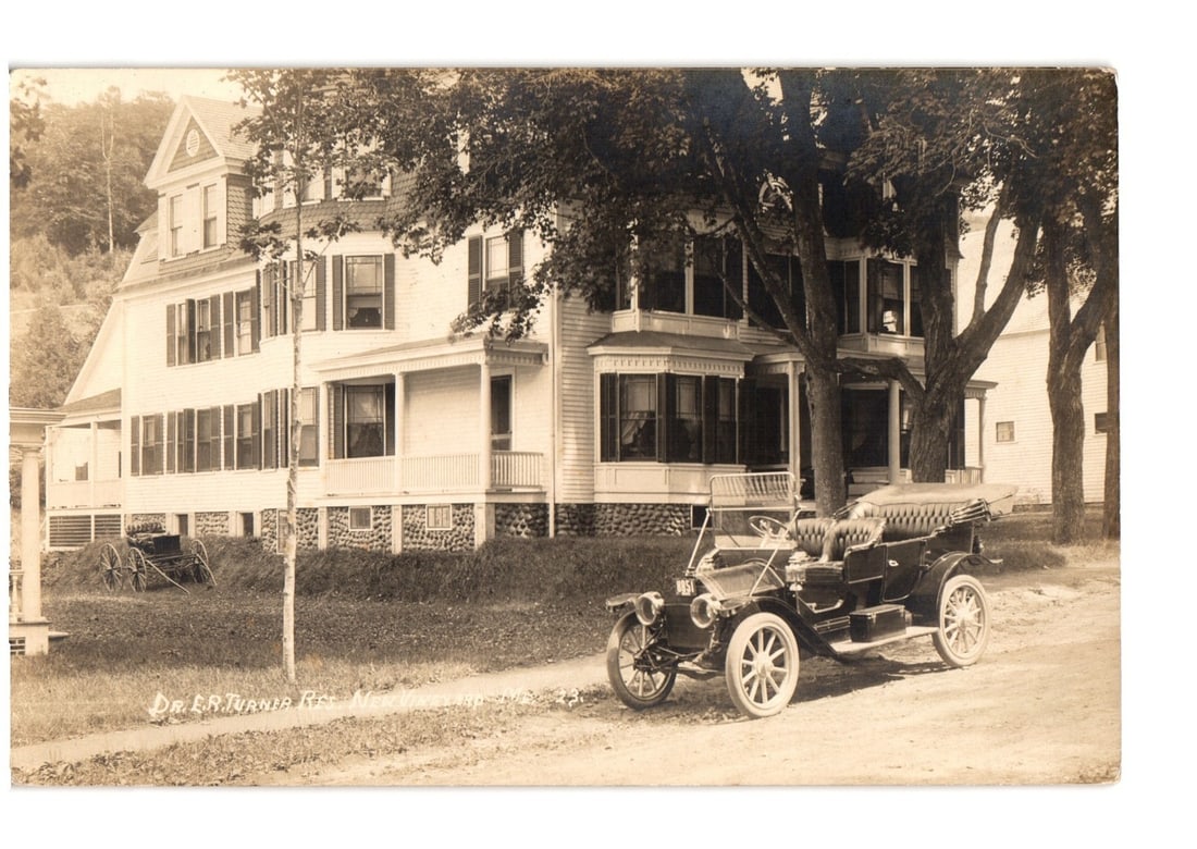 Dr. E. R. Turner Residence, New Vineyard, ME, with Early 20th Century Automobile postcard (1 of 2)