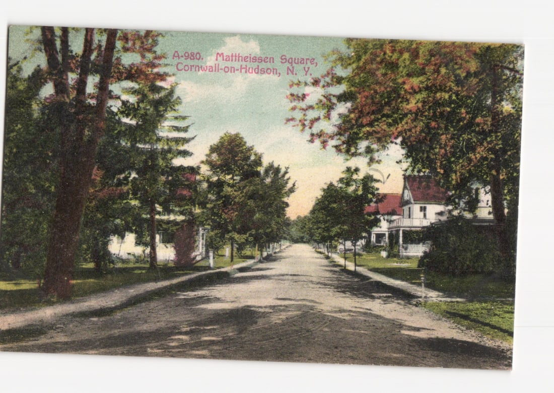 Early 20th Century postcard depicting Matthiessen Square, Cornwall-on-Hudson, N.Y. street scene (1 of 2)