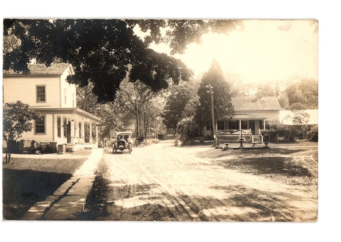 Early 20th Century Street Scene with Vintage Automobile in Marble Dale, Connecticut postcard. (1 of 2)