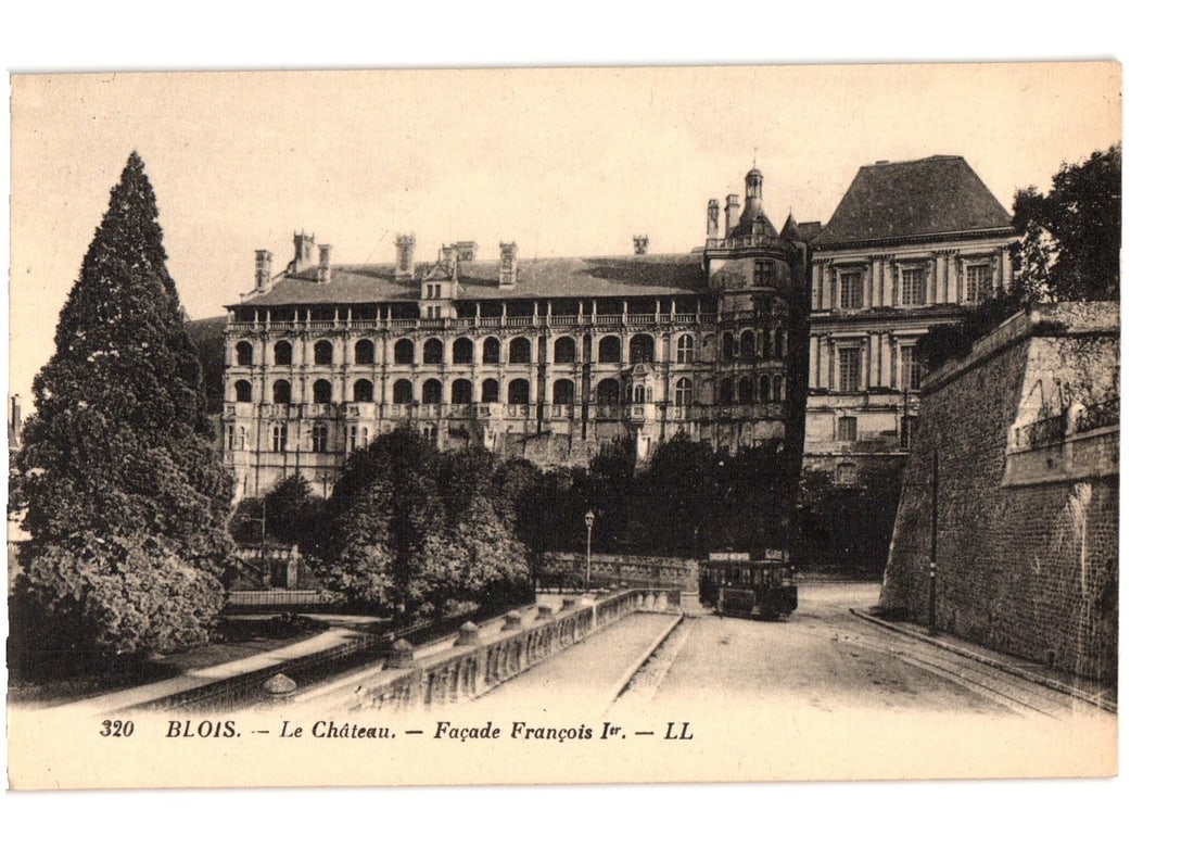 Historic postcard of Chateau de Blois, France, featuring the Francis I Facade and street scene.: A sepia-toned photographic postcard depicts the Chateau de Blois, France, specifically the Francis I Facade. The large, multi-story building features numerous arched windows, decorative dormers, and p