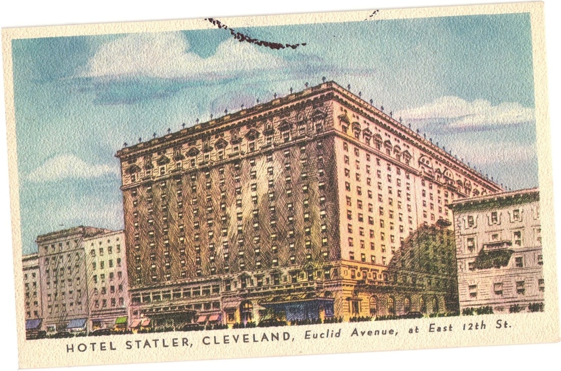Hotel Statler, Cleveland, Euclid Avenue, at East 12th St. 1920s-1940s Era Postcard (1 of 2)