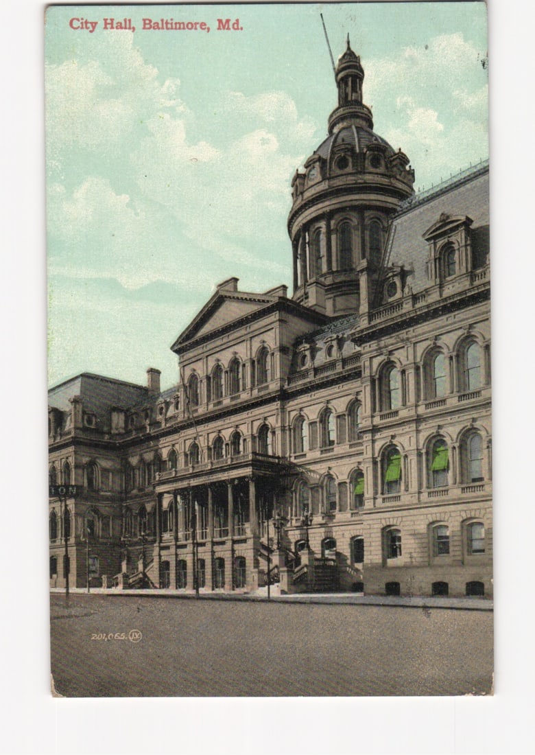 Early 20th Century Chromolithograph Postcard of City Hall, Baltimore, Maryland, 1911: Please review the photos carefully for additional condition details. Note that scans may appear slightly darker or lighter than the item's true appearance, and minor scanning artifacts may be visible.