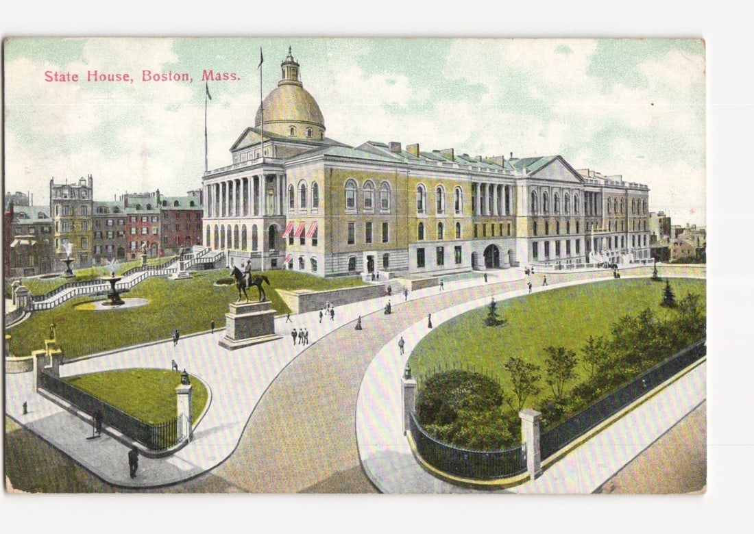 Early 20th Century View of the Massachusetts State House and Grounds, Boston, postcard (1 of 2)