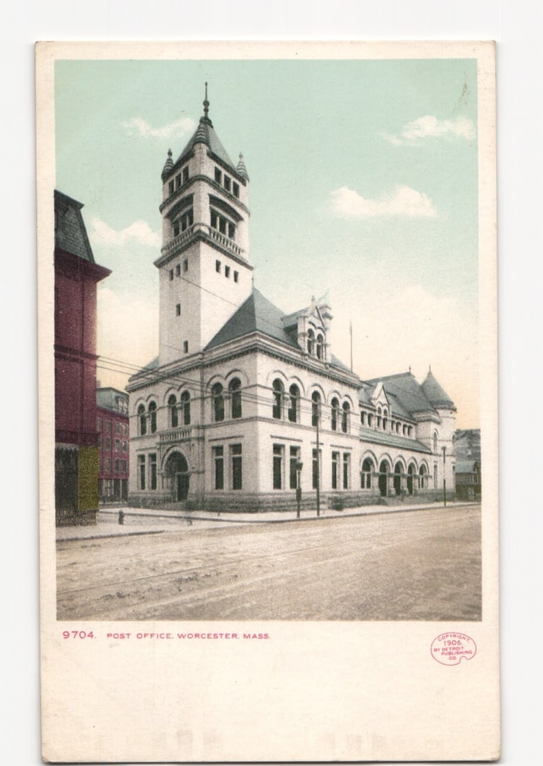 Early 20th century chromolithograph postcard of the Worcester, Massachusetts Post Office. (1 of 2)