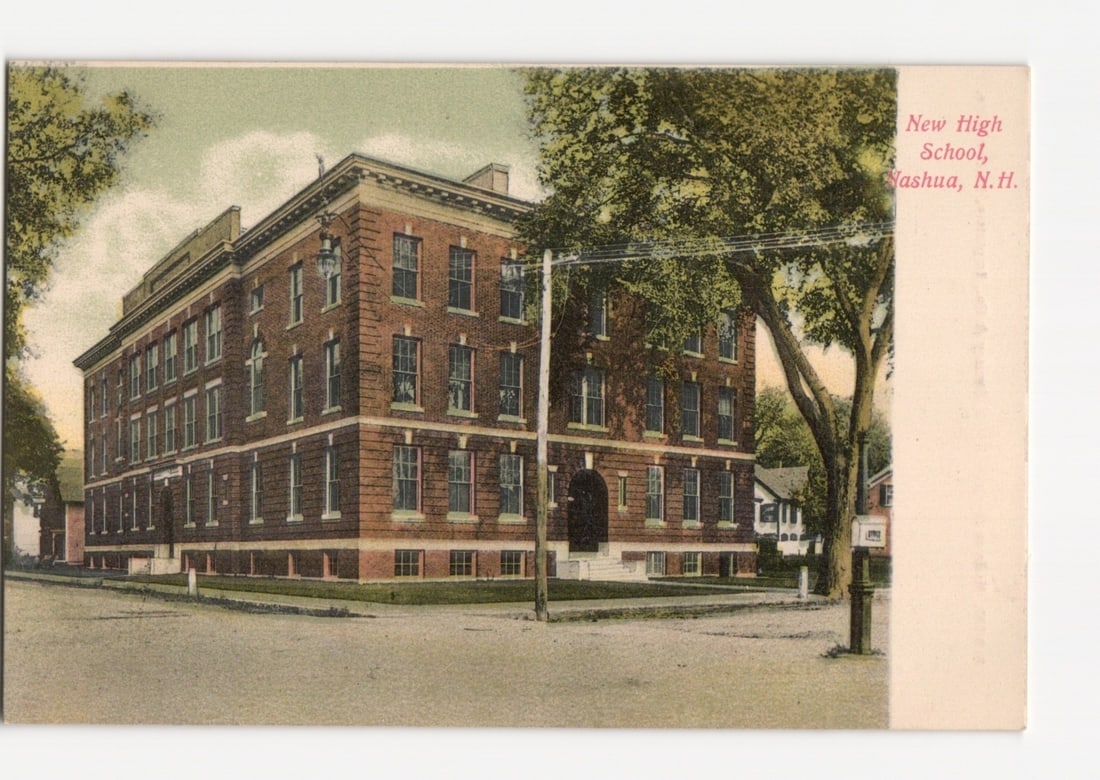 New High School, Nashua, New Hampshire, Early 20th Century Educational Building postcard (1 of 2)