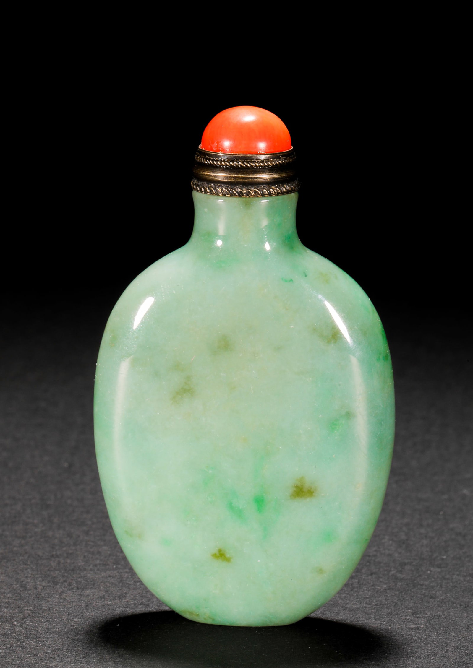 Qing Dynasty Jade Snuff Bottle - 3