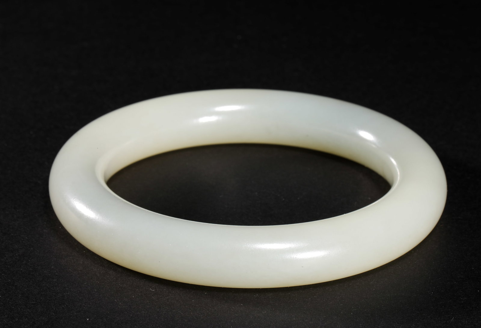 Qing Dynasty Hotan jade bracelet - 9