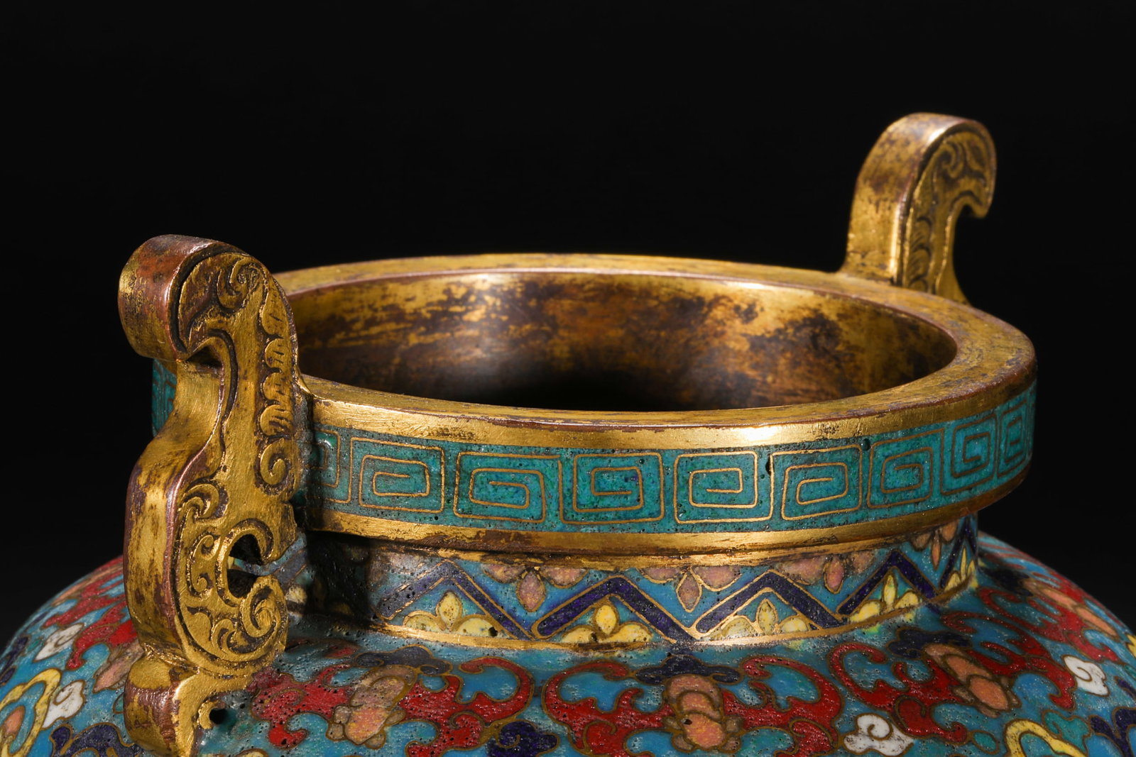 Qing Dynasty Cloisonné Double Fish Pattern Two-Eared Three-legged Stove - 10