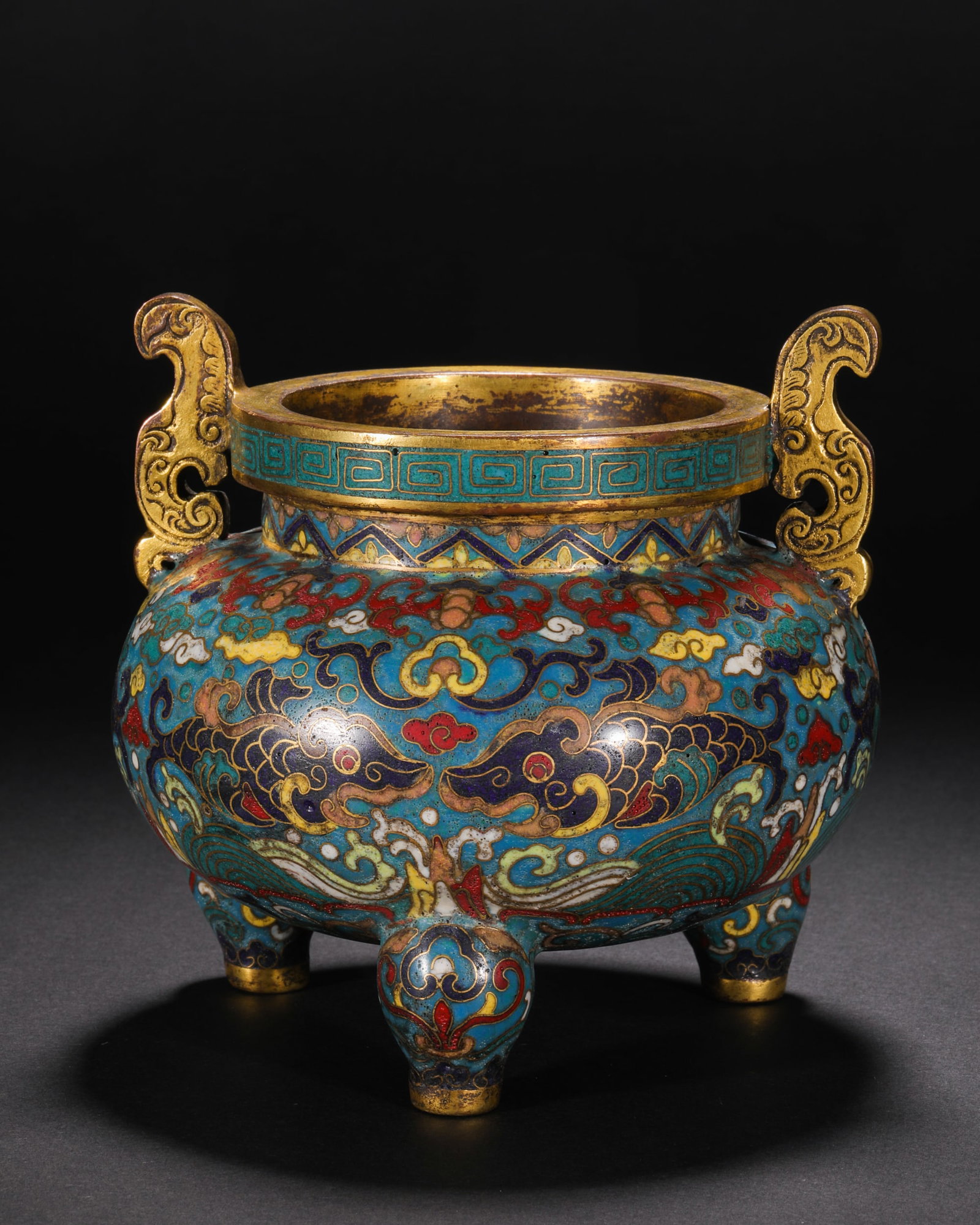 Qing Dynasty Cloisonné Double Fish Pattern Two-Eared Three-legged Stove - 2