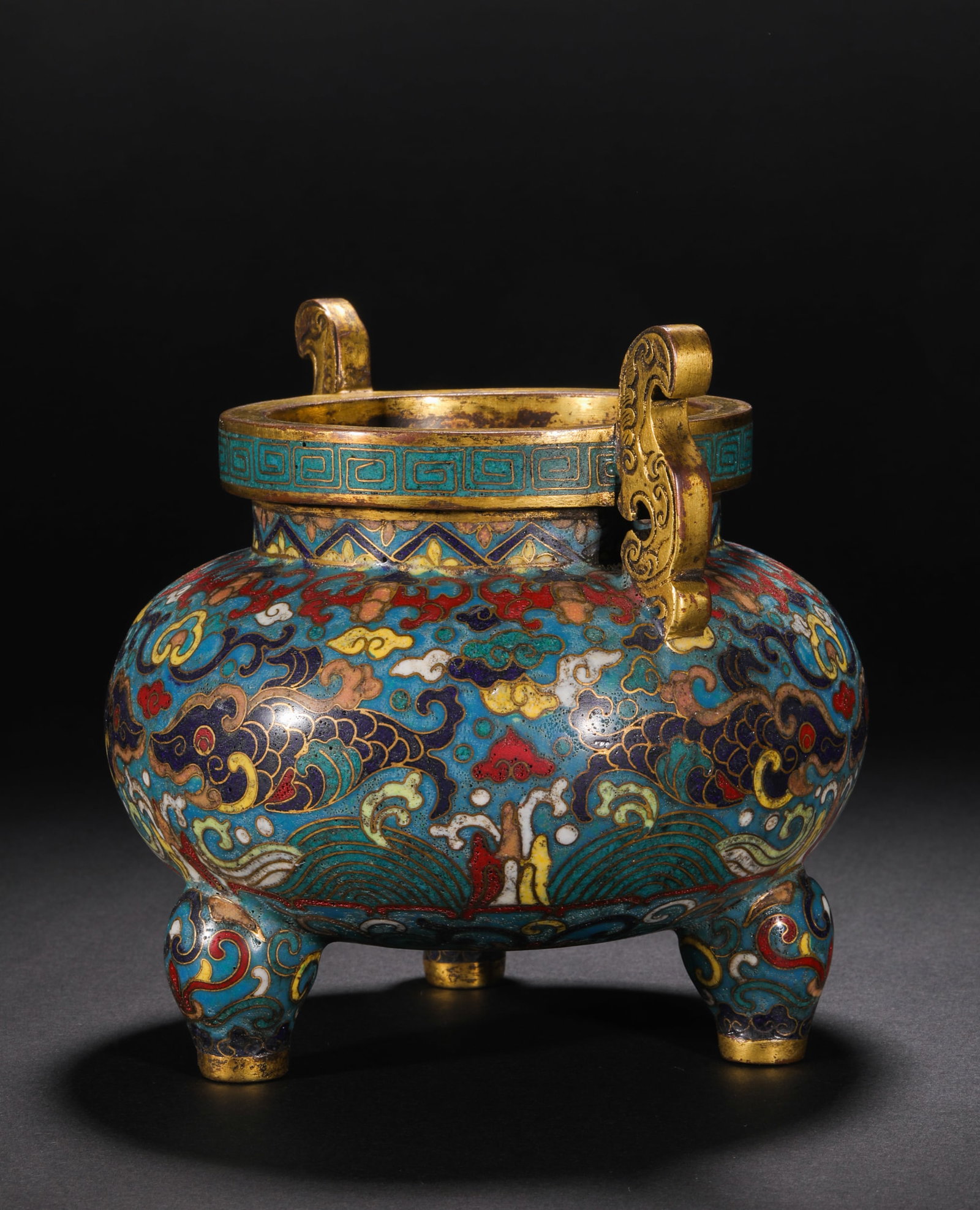 Qing Dynasty Cloisonné Double Fish Pattern Two-Eared Three-legged Stove - 3