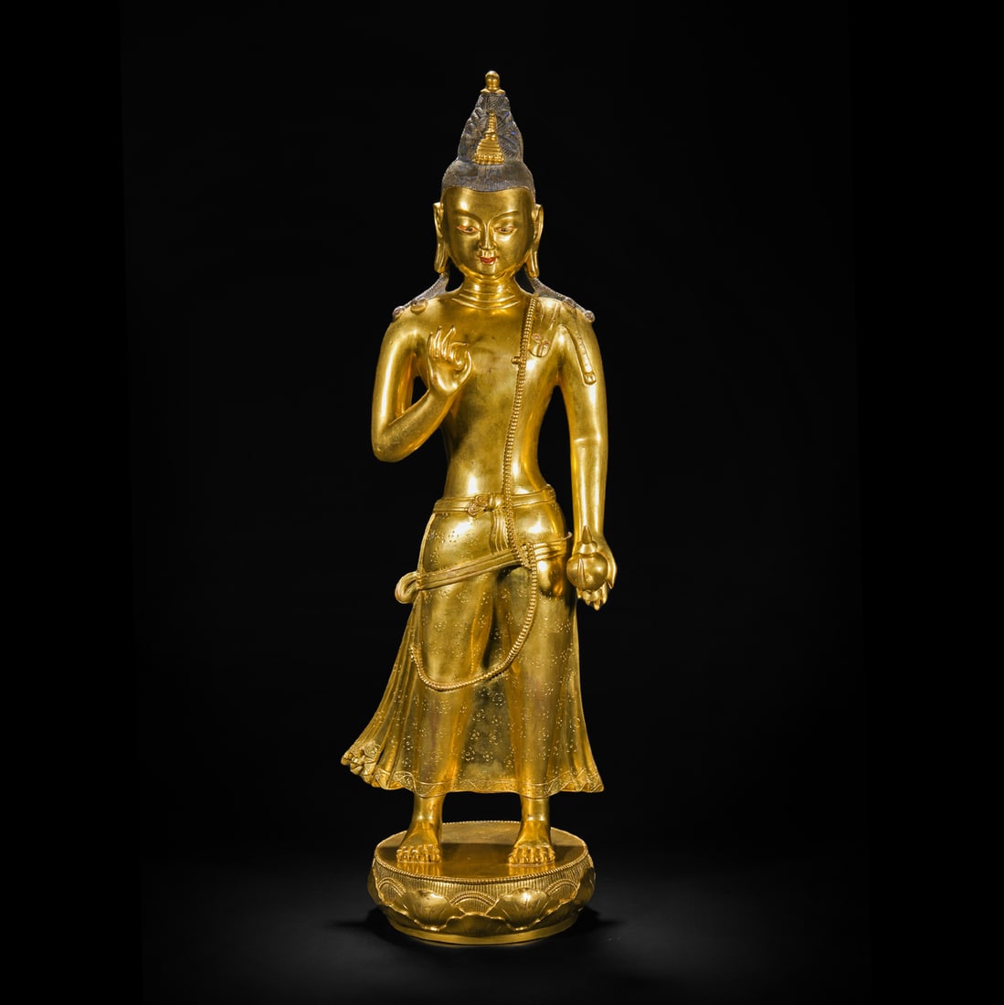 Qing Dynasty gilt bronze statue of Water Moon Guanyin: Qing Dynasty gilt bronze statue of Water Moon GuanyinH61cm W16cm