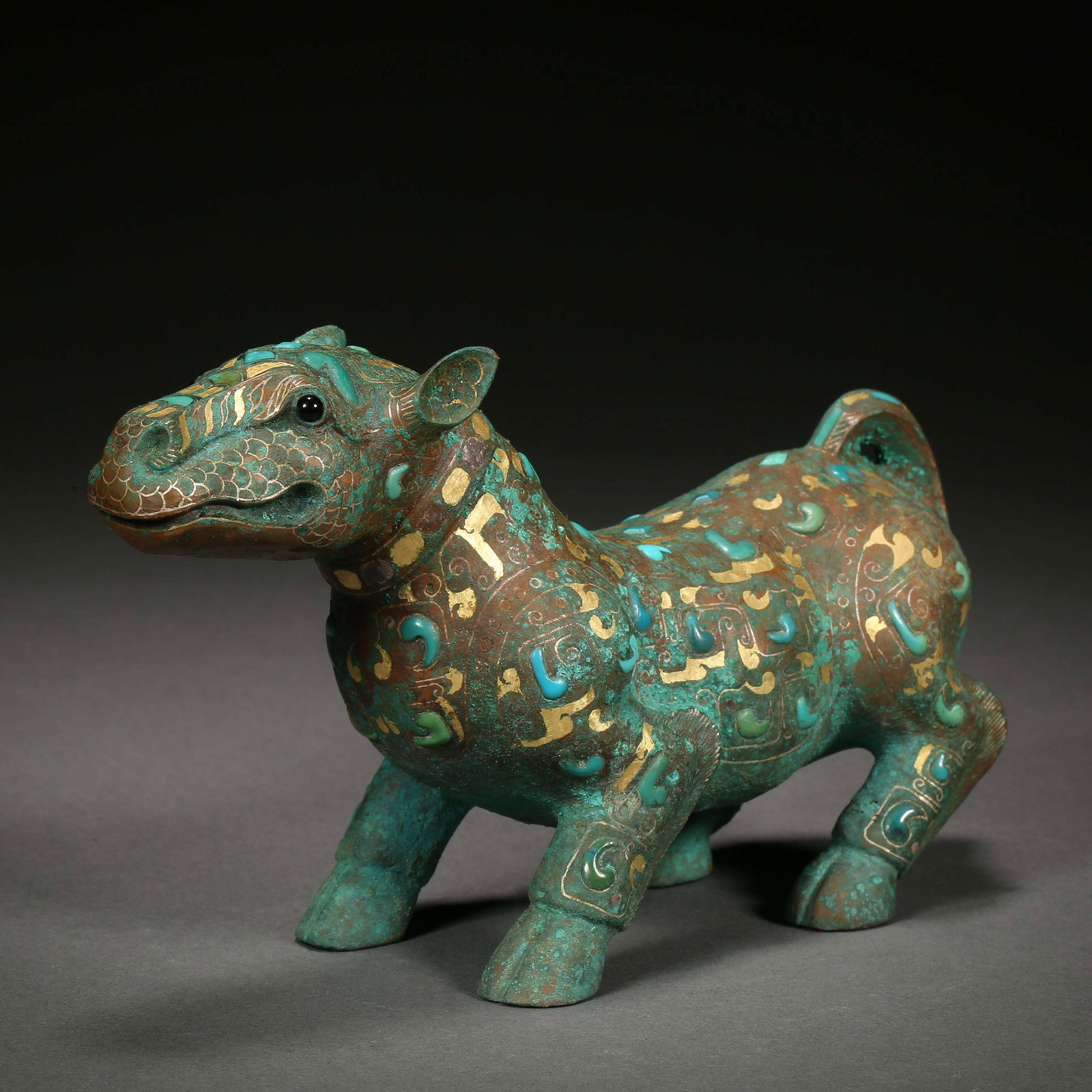 The gold and silver beast of the Han Dynasty: The gold and silver beast of the Han DynastyH10cm W17.5cm Weight665g