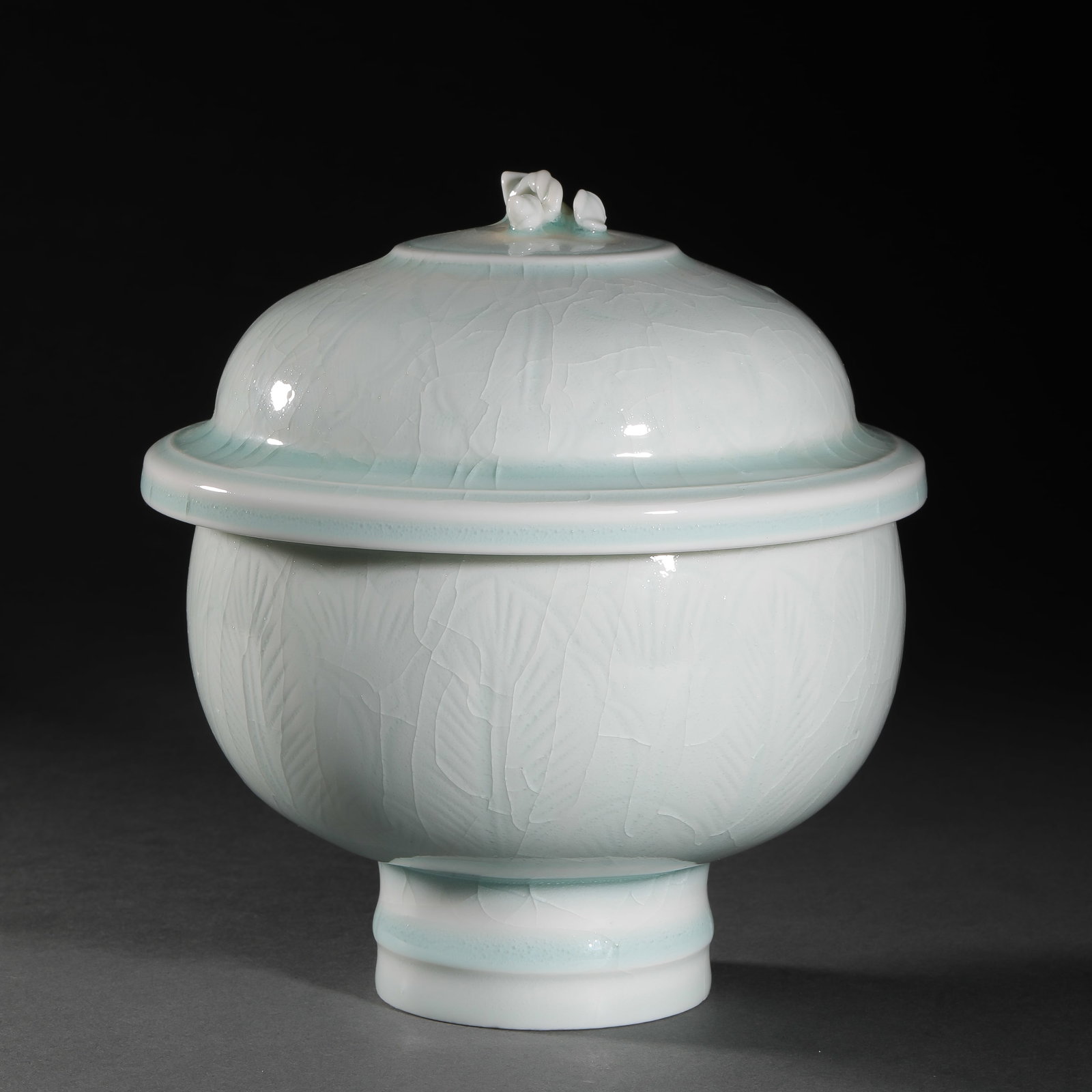 Hutian kiln lid jar before Ming Dynasty: Hutian kiln lid jar before Ming DynastyH13.5cm W11.5cm