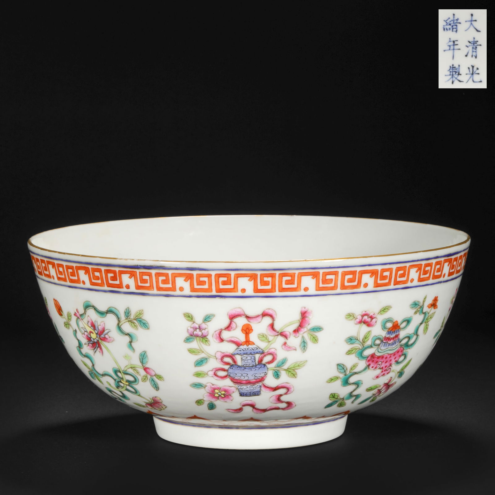 Qing Dynasty pastel eight-treasure bowl: Qing Dynasty pastel eight-treasure bowlH9cm W20cm