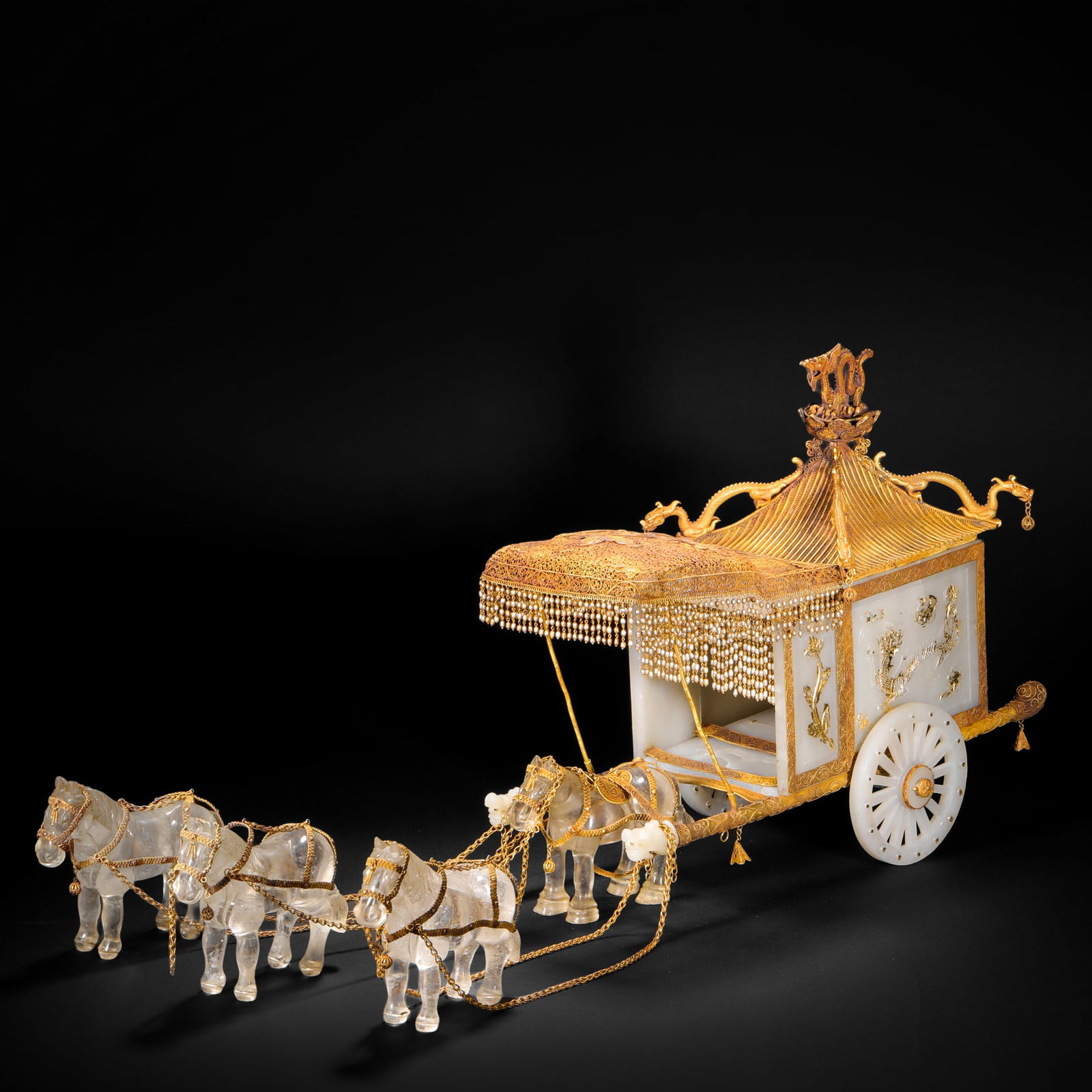 Qing Dynasty crystal carriage filigree dragon chariot: Qing Dynasty crystal carriage filigree dragon chariotH24cm W40cm