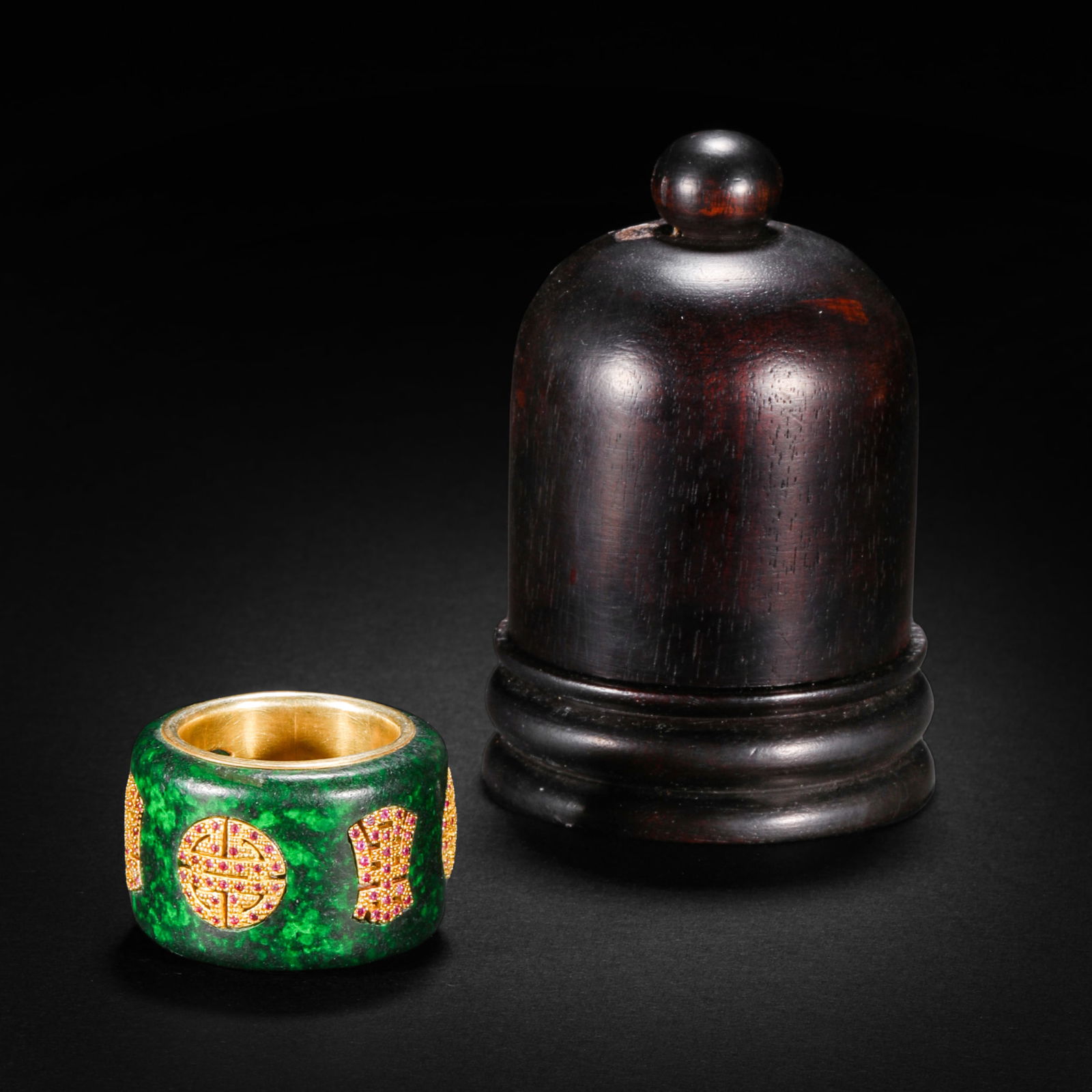 Qing Dynasty inlaid 10,000-character tablet finger ring: Qing Dynasty inlaid 10,000-character tablet finger ringD3.5cm Weight25g